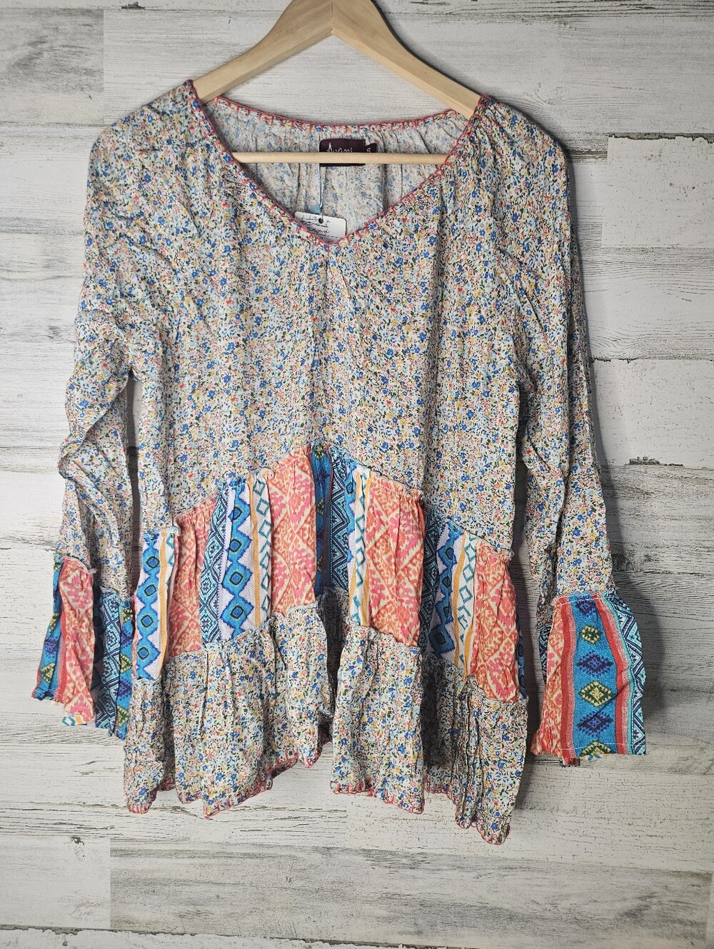 NEW Avani Floral Patchwork Boho Lightweight Blouse Shirt Womens Small Hippie